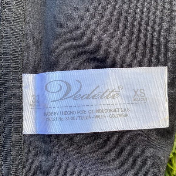 Shapewear - Picture 8 of 13